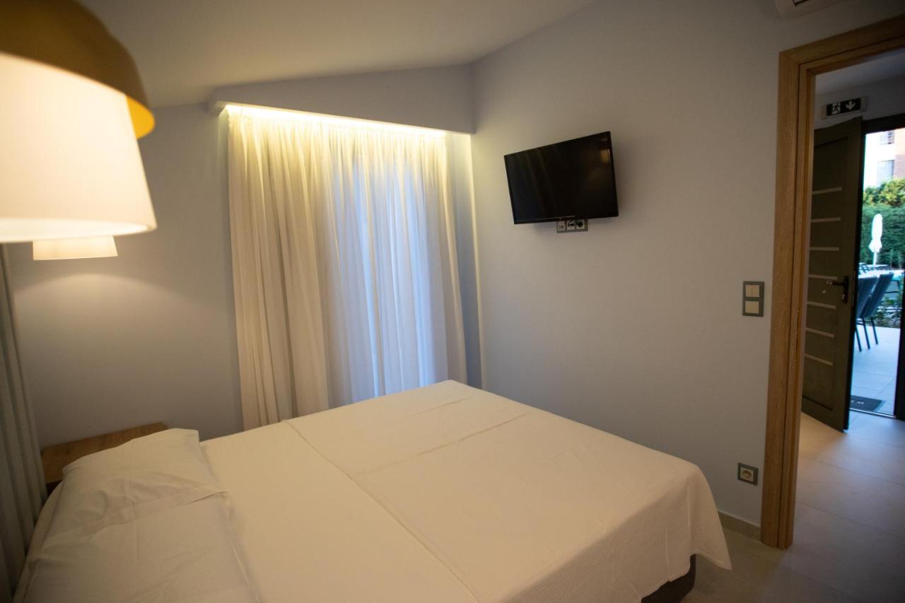 8 Boutique Suites Неа-Потідея Екстер'єр фото