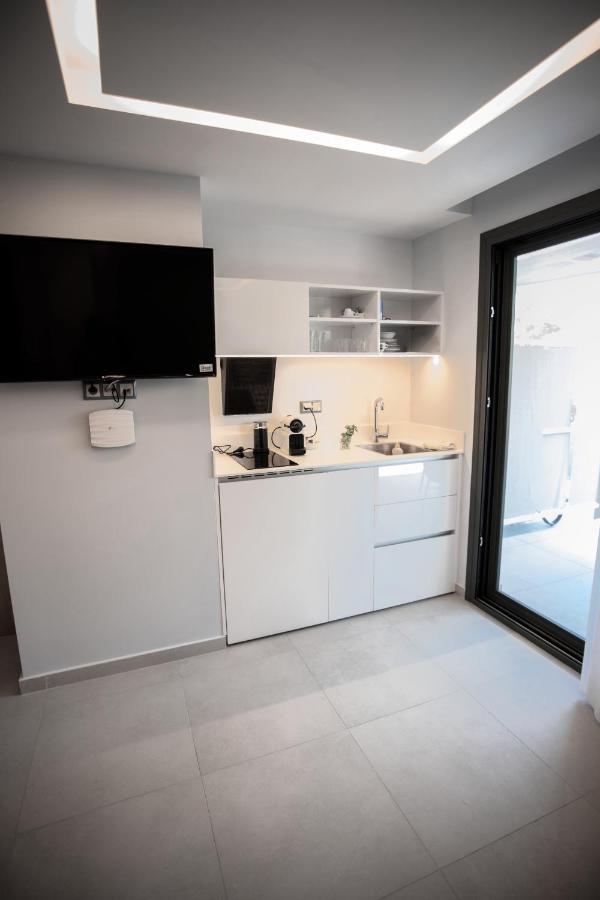 8 Boutique Suites Неа-Потідея Екстер'єр фото