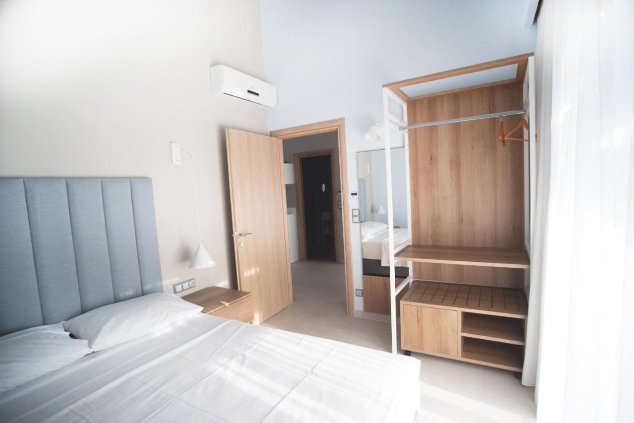 8 Boutique Suites Неа-Потідея Екстер'єр фото